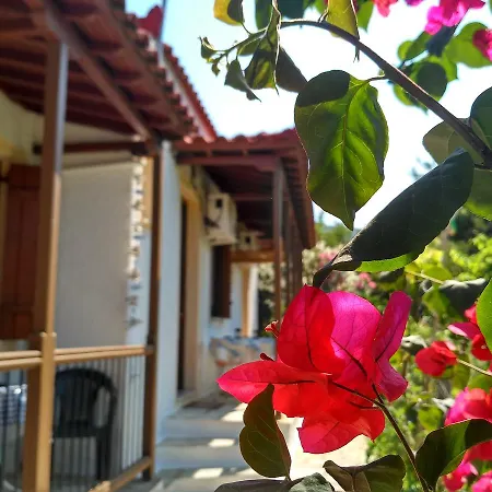 Konukevi Kyriaki Skopelos
