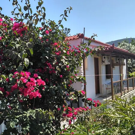 Konukevi Kyriaki Skopelos